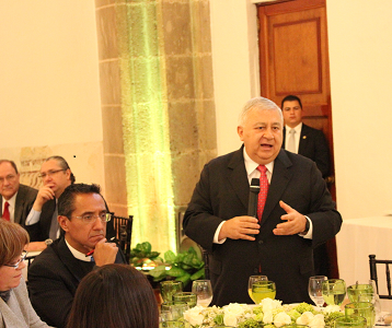 Chuayffet desayuno 2013 fin de año 4