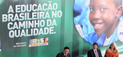 AUTONOMIA ESCOLAR-BRASIL-MEXICO