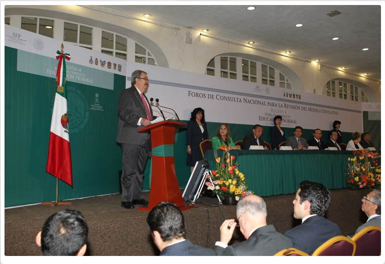 MAESTRO, ACTOR IRREMPLAZABLE