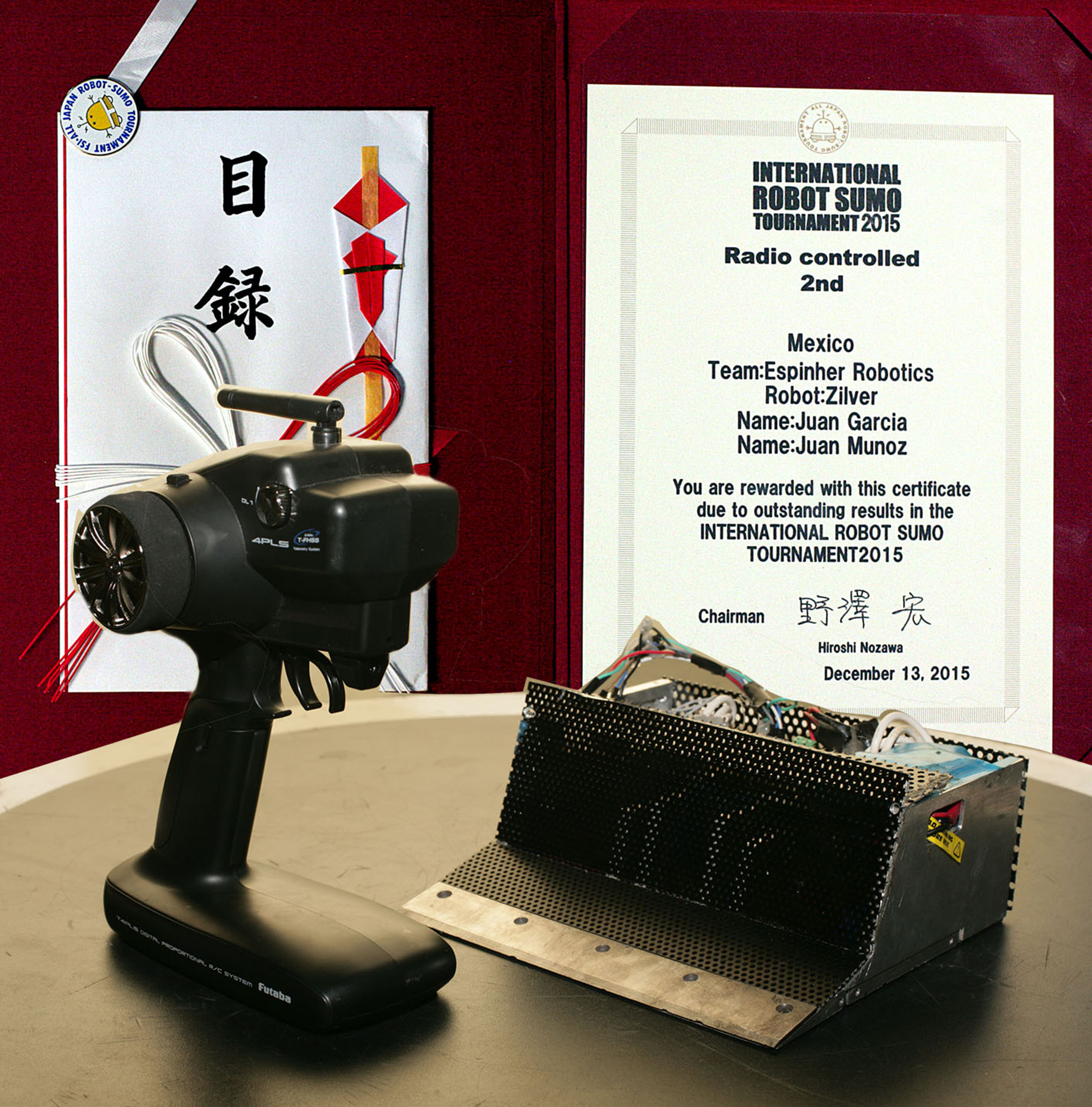 ROBOT LUCHA DE SUMO IPN